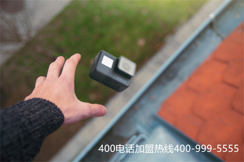 (400是免費的電話嗎怎么收費標準)(企業開通400電話的具體收費標準是什么樣的？)